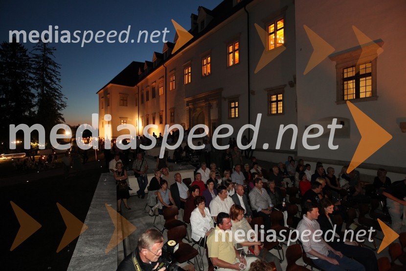 	Obiskovalci 3. Salona Traminec3. Salon Traminec 2012