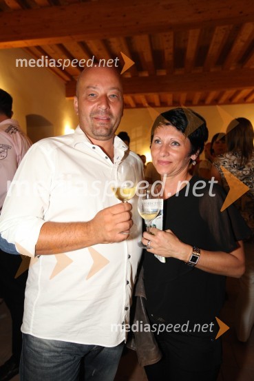 Boštjan Protner, vinar in soproga Mojca3. Salon Traminec 2012