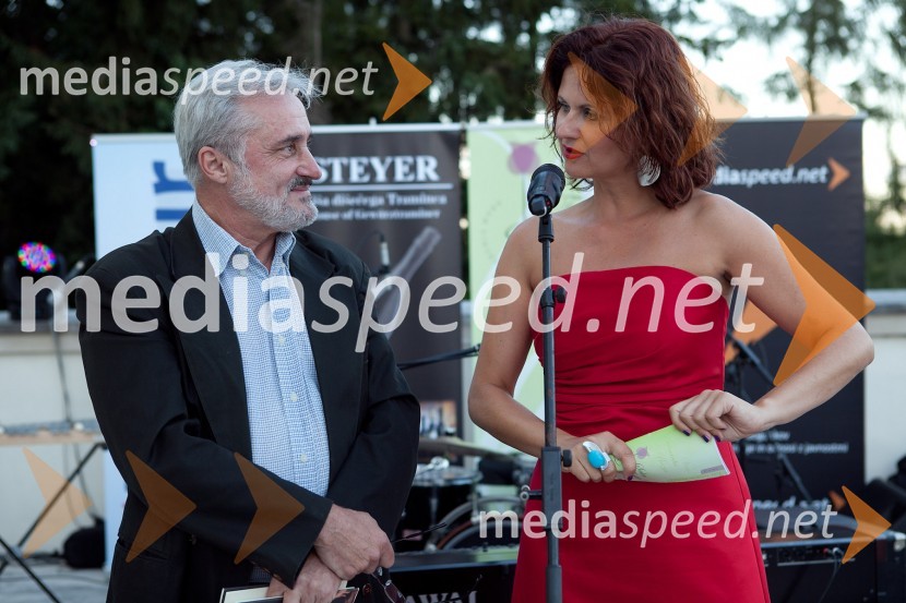 Ivo Frbežar, pesnik in mag. Norma Bale, direktorica Kultprotur3. Salon Traminec 2012