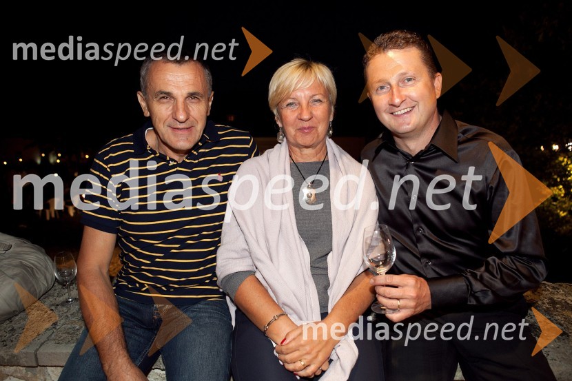 Branko Kurbus, direktor podjetja Arcont d.d., soproga Breda in Danilo Steyer, vinogradništvo Steyer vina3. Salon Traminec 2012