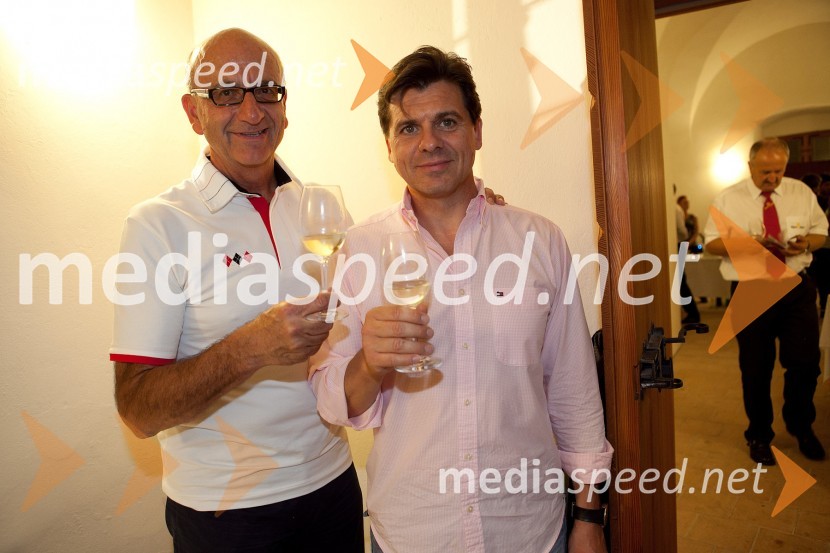 Heinz Slesak, generalni direktor Porsche Slovenija d.o.o. in Christian Lugert, direktor Porsche Inter Auto Slovenija3. Salon Traminec 2012