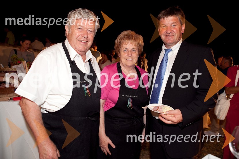 Anton in Ivica Arvaj, Mesarija Arvaj ter Franc Bogovič, minister za kmetijstvo in okolje3. Salon Traminec 2012