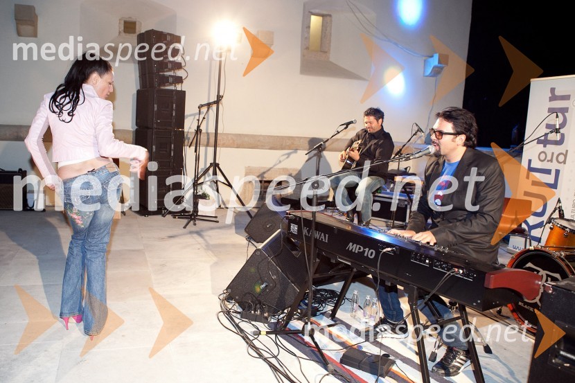 ... in Petar Grašo, hrvaški pevec z bandom3. Salon Traminec 2012