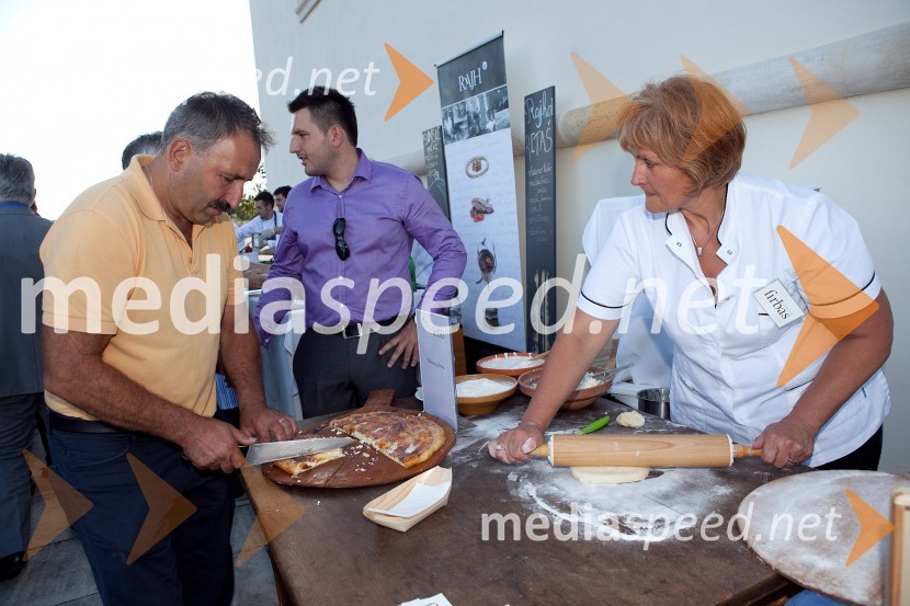 Alojz Firbas in Marjana Firbas, Turistična kmetija Firbas3. Salon Traminec 2012