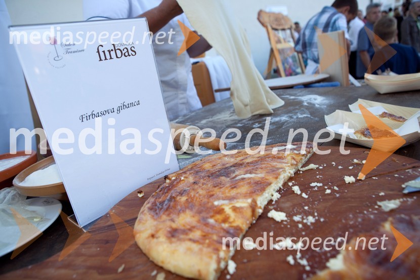 Firbasova gibanica3. Salon Traminec 2012