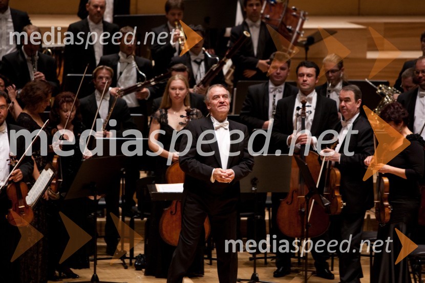 Valerij Gergijev, dirigentFestival Ljubljana 2012: Orkester Mariinskega gledališča iz Sankt Peterburga, koncert