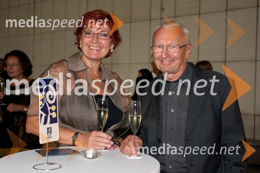 Darinka Pavlič Kamien, vodja službe za odnose z javnostmi pri Telekomu Slovenije in soprog Peter KamienFestival Ljubljana 2012: Orkester Mariinskega gledališča iz Sankt Peterburga, koncert