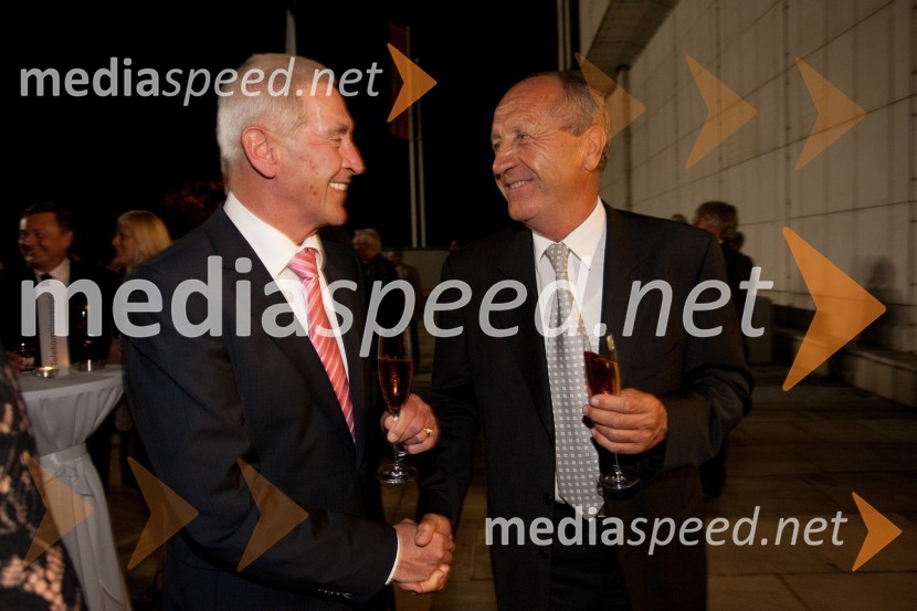 	Aleš Čerin, podžupan Mestne občine LJubljana in Branko PavlinFestival Ljubljana 2012: Orkester Mariinskega gledališča iz Sankt Peterburga, koncert