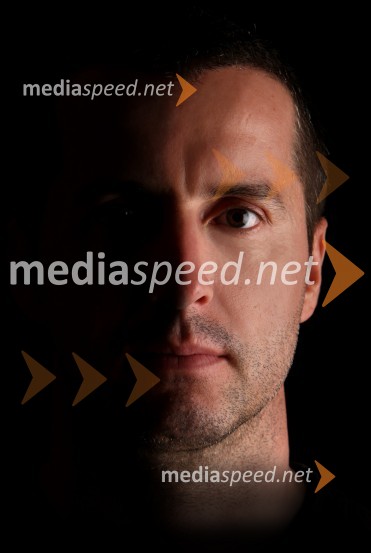 DJ SylvainNapovedujemo: Dobrodelni zumba party Malo mesto - veliko srce!