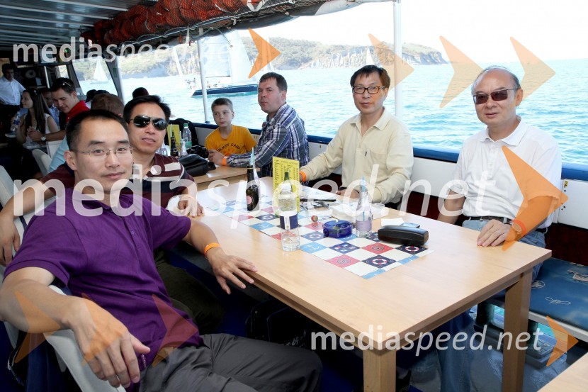 Zhou Zhengyan, Sheng Yuezhong, Andrey Grigorovich, Danil Grigorovich, veleposlanik Belorusije, Bai Peng in Zhang Xianyi, veleposlanik ljudske republike Kitajske10. diplomatska regata