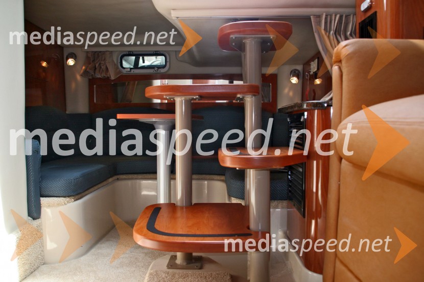 Four Winns 318 VistaFour Winns 318 Vista, test