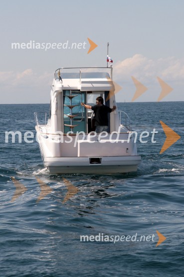 Beneteau Antares 8.8Beneteau Antares 8.8, test