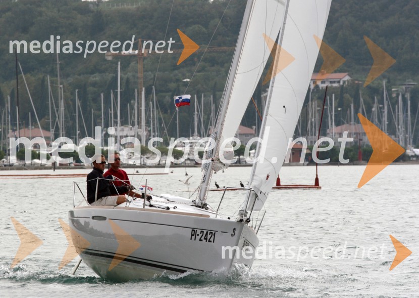 Beneteau First 21.7Beneteau First 21.7, test