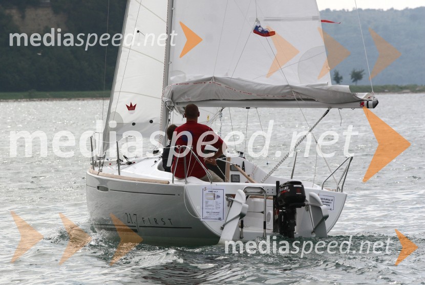 Beneteau First 21.7Beneteau First 21.7, test