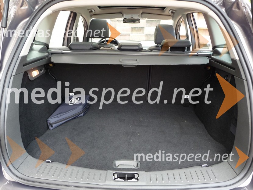 Ford Kuga 2.0 TDCi 120 kW 4X4 IndividualFord Kuga 2.0 TDCi 4X4 Durashift Titanium Individual, mediaspeed test