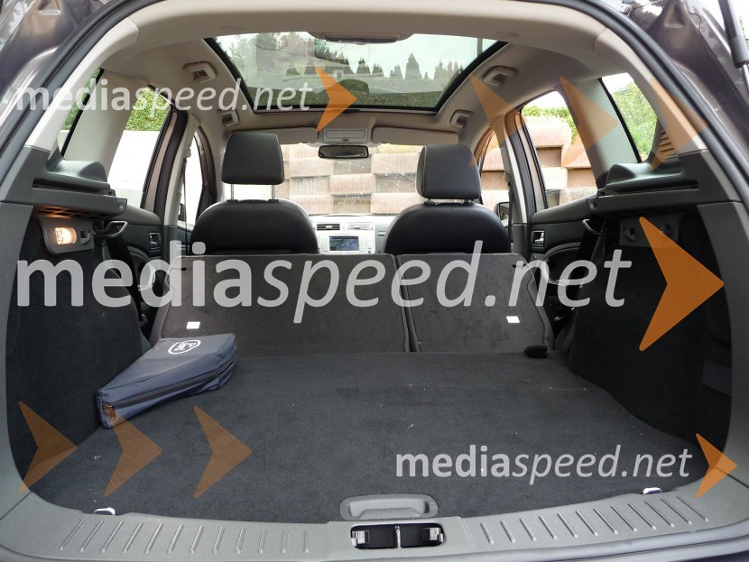 Ford Kuga 2.0 TDCi 120 kW 4X4 IndividualFord Kuga 2.0 TDCi 4X4 Durashift Titanium Individual, mediaspeed test