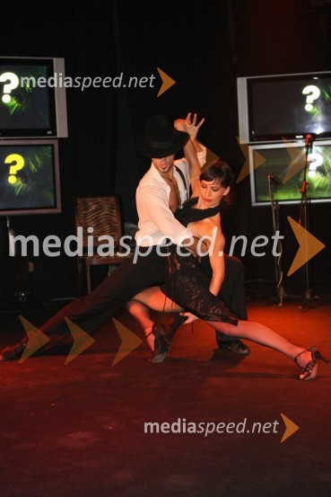 Plesni par skupine Fionas¨s dance company3. obletnica Kongo, hotel & casino