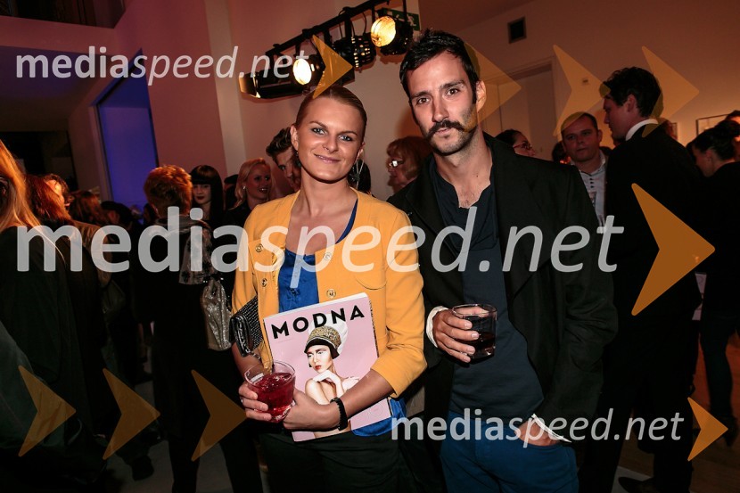 Nina Uršič, novinarka, Matjaž Tančič, modni fotografPraznovanje 18. letnice in predstavitev prenovljene revije Modne