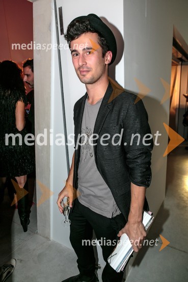 Praznovanje 18. letnice in predstavitev prenovljene revije Modne