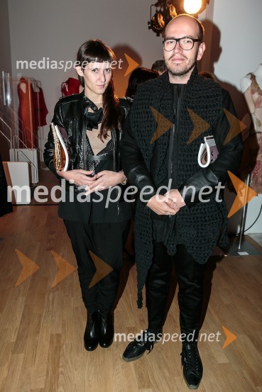 Sanija Reja, Peter Movrin, modna oblikovalcaPraznovanje 18. letnice in predstavitev prenovljene revije Modne