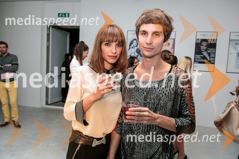 Teja Đuragić, asistenka pri reviji Modna, Vladimir Mićković, art direktor revije ModnaPraznovanje 18. letnice in predstavitev prenovljene revije Modne