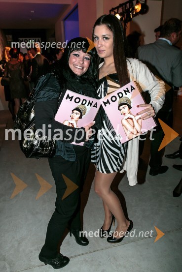 Urška Habjan, oblikovalka nakita, ...Praznovanje 18. letnice in predstavitev prenovljene revije Modne