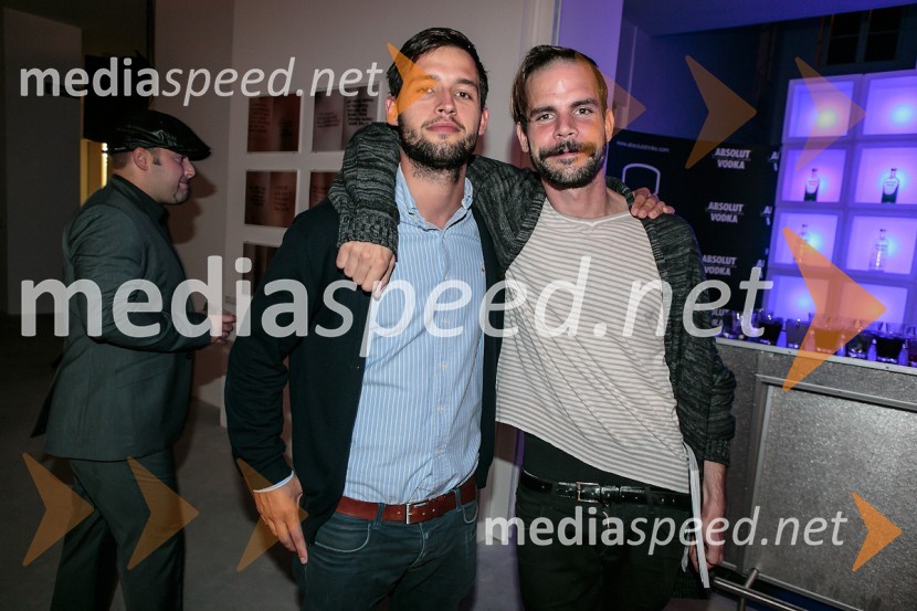 Miha Artnak in Goran Ivašič, oblikovalcaPraznovanje 18. letnice in predstavitev prenovljene revije Modne