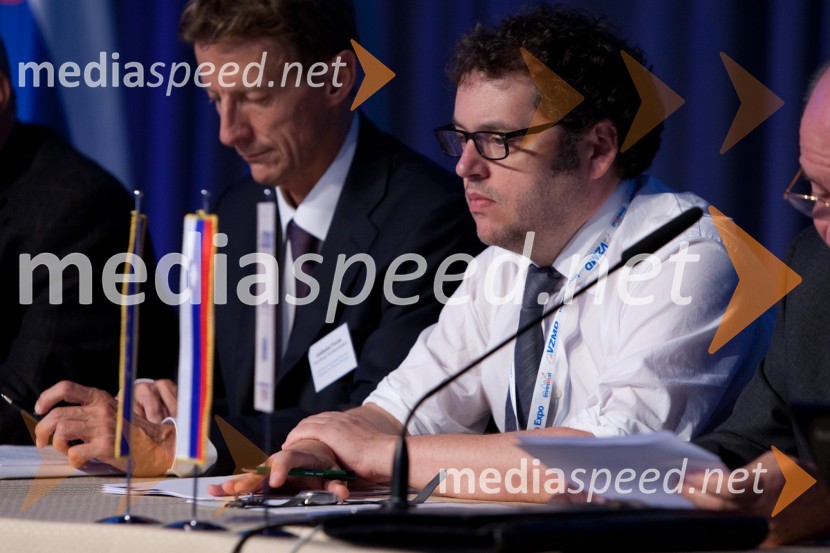 Tim ShakesbyInvestors week 2012, otvoritev 1. dne konference