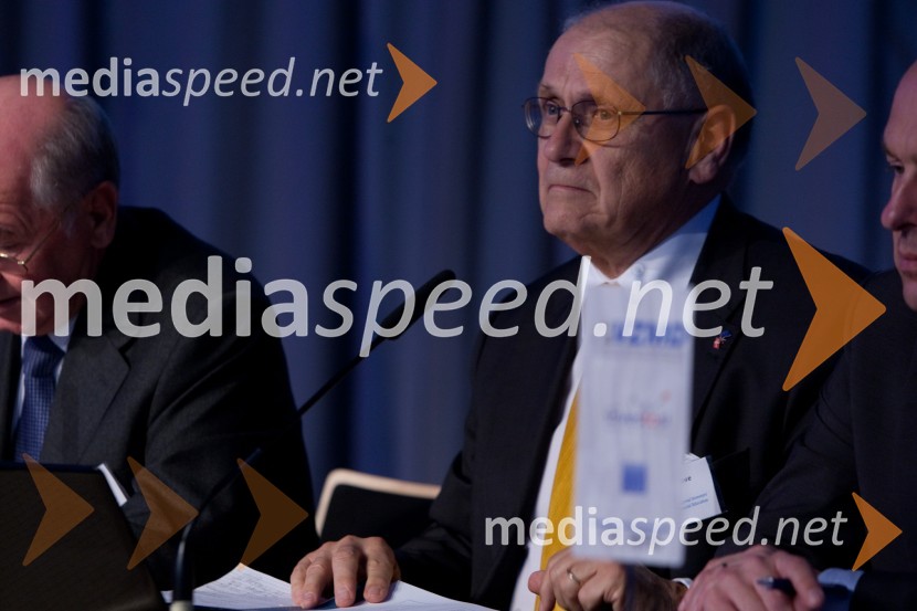 Klaus StruweInvestors week 2012, otvoritev 1. dne konference