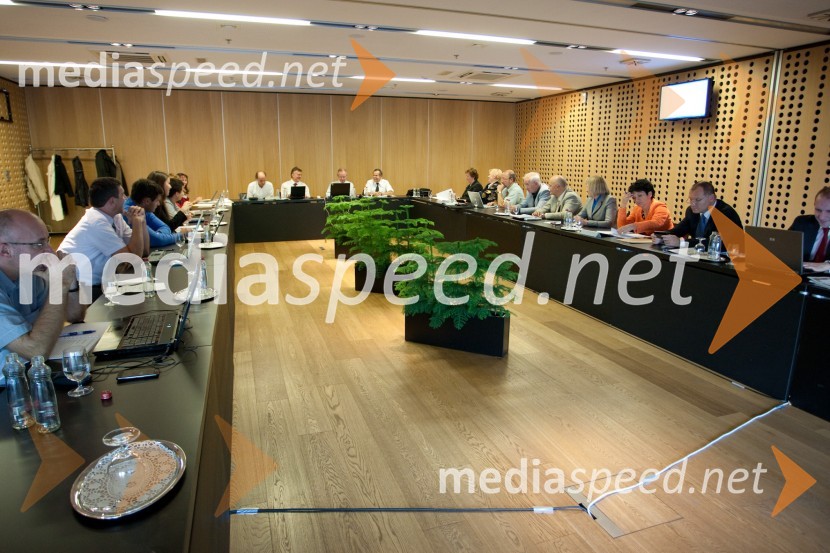 Univerza v Mariboru, seja Rektorske konference