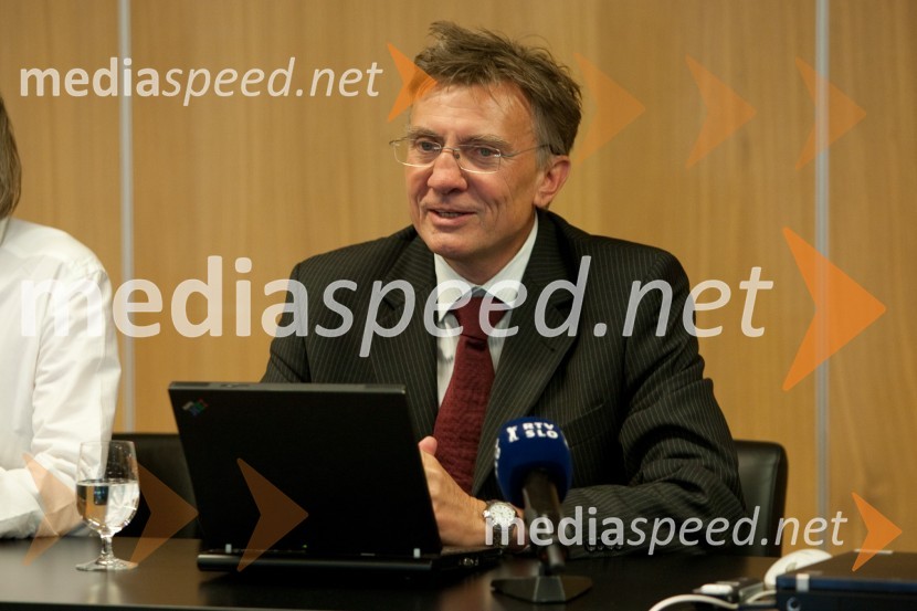 Prof. dr. Danijel Rebolj, rektor Univerze v MariborUniverza v Mariboru, seja Rektorske konference