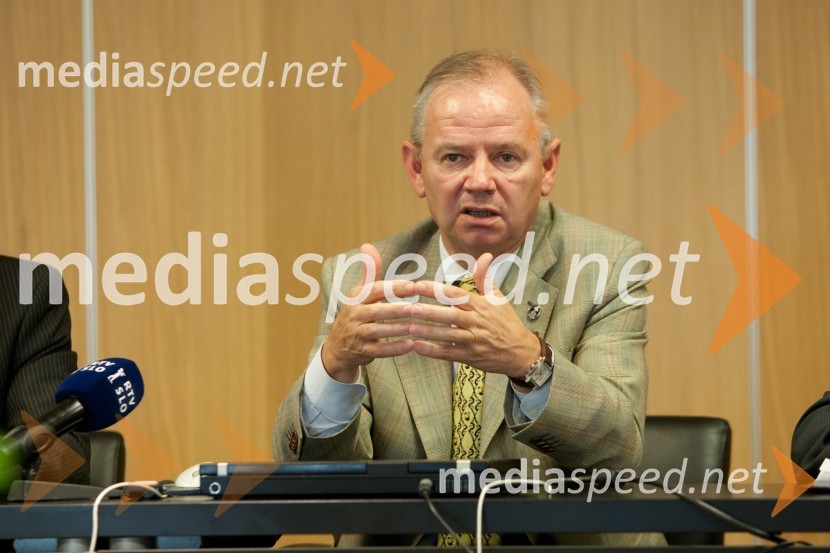 Prof. dr. Danilo Zavrtanik, rektor Univerze v Novi GoriciUniverza v Mariboru, seja Rektorske konference