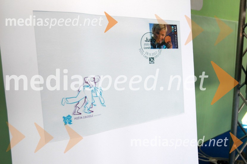 Priložnostna znamka Urške ŽolnirPošta Slovenije, promocija priložnostne znamke Urške Žolnir