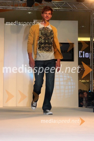 Urban Urbanc, manekenEuropark, modna revija jesen - zima 2012