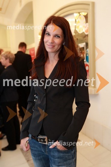 Mihela Gostenčnik, Športni objekti MariborRigoletto, premiera opere v SNG Maribor