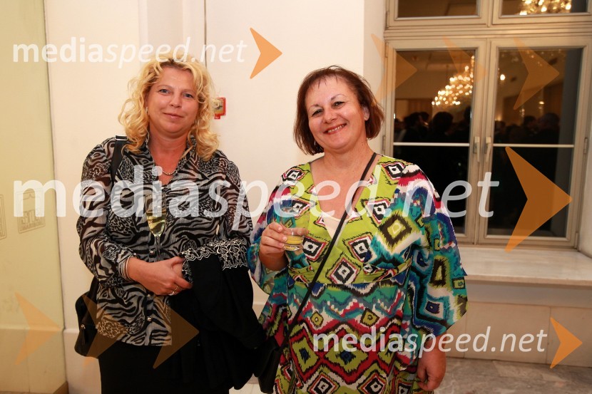 Melita Rogle in Vanja Borovac, samostojna svetovalka za promocijo Univerze v MariboruRigoletto, premiera opere v SNG Maribor