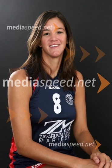 Joanna Lee Fielder, odbojkaricaOdbojkarice Nova KBM Branik