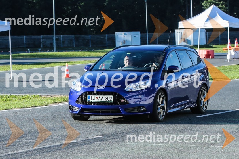 Ford Focus STFord Focus ST, slovenska predstavitev