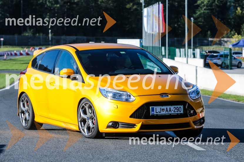 Ford Focus STFord Focus ST, slovenska predstavitev
