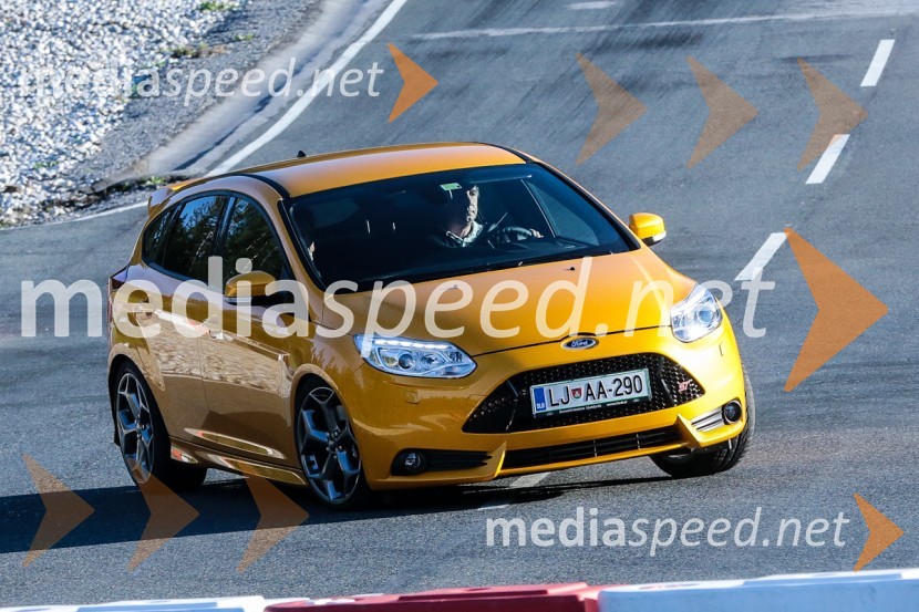Ford Focus STFord Focus ST, slovenska predstavitev