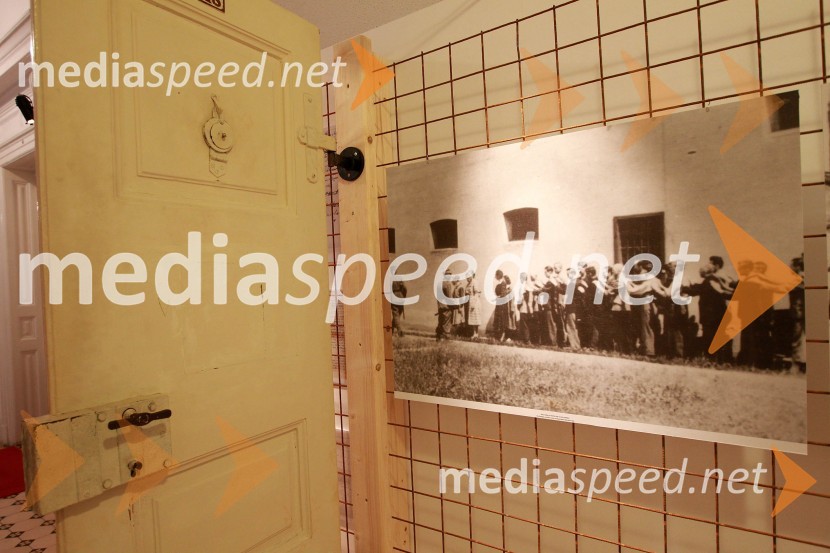 Razstava Danes sem bil obsojen na smrt, Muzej narodne osvoboditve MariborNovinarska konferenca pred odprtjem razstave Danes sem bil obsojen na smrt, Muzej narodne osvoboditve Maribor