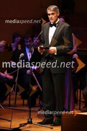 Slobodan Sibinčič, predsednik uprave GV skupine ter predsednik sveta decemberskih koncertov v Cankarjevem domuMenedžerski koncert