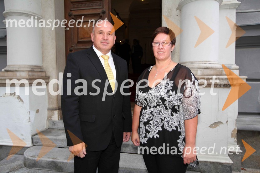 Miran Mikl, podžupan MOM in dr. Aleksandra Berberih Slana, direktorica Muzeja narodne osvoboditve MariborDanes sem bil obsojen na smrt, odprtje razstave v Muzeju narodne osvoboditve Maribor