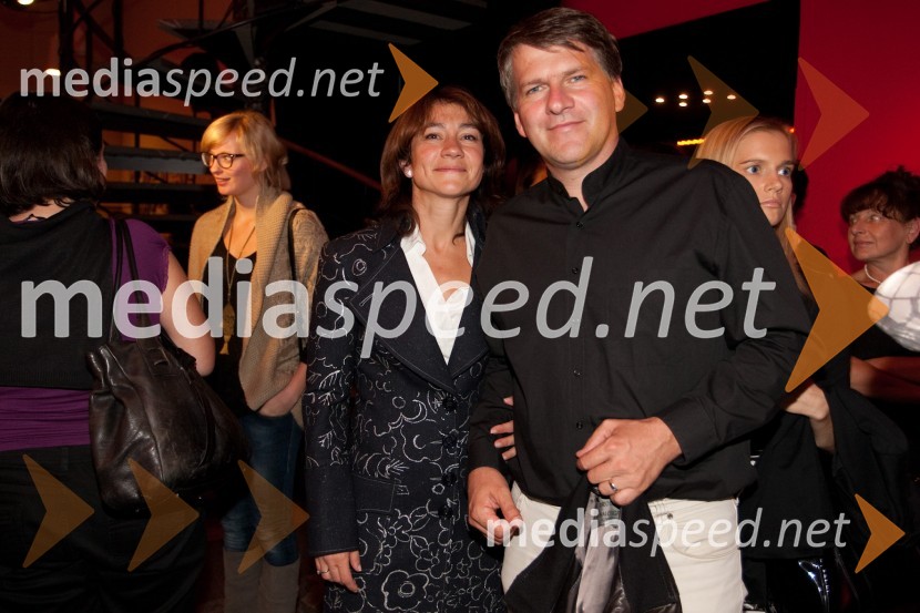 Gordana in soprog Miro Smrekar, direktor Adecco SlovenijaStar fotr, premiera monokomedije v SiTi teatru