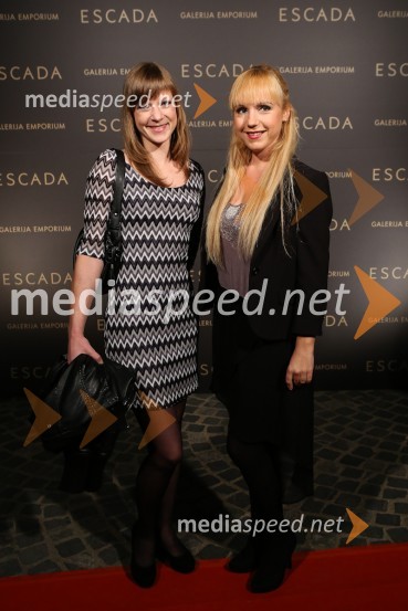 ObiskovalkiModna revija Escada v Galeriji Emporium