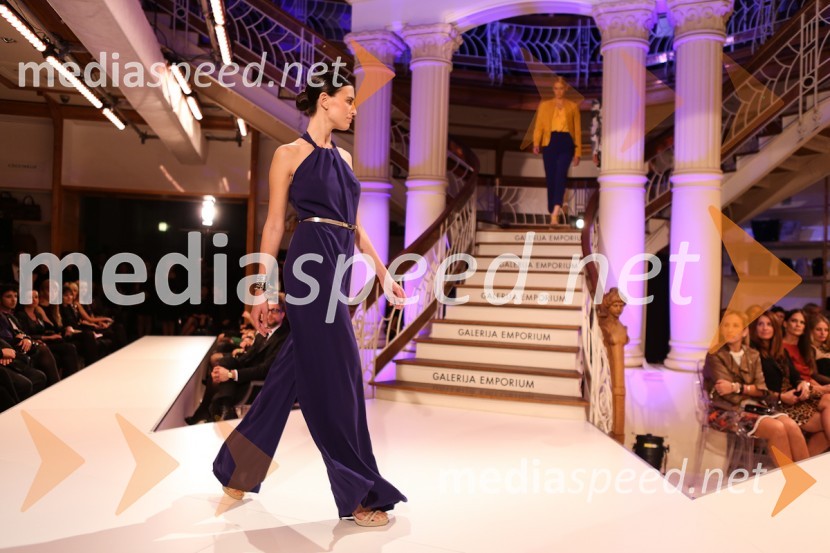 ManekenkaModna revija Escada v Galeriji Emporium