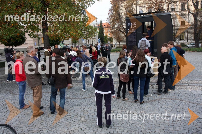 Univerza v Mariboru, Black box - projekt minimalne bivalne enote