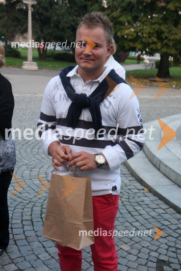 Univerza v Mariboru, Black box - projekt minimalne bivalne enote