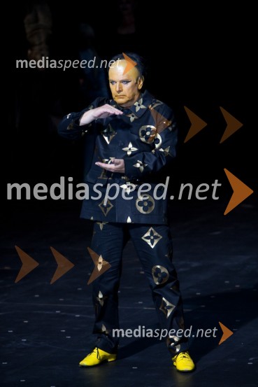 Jože Hrovat, igralecKrojači sveta – Funeral Fashion Show, premiera v SNG Nova Gorica