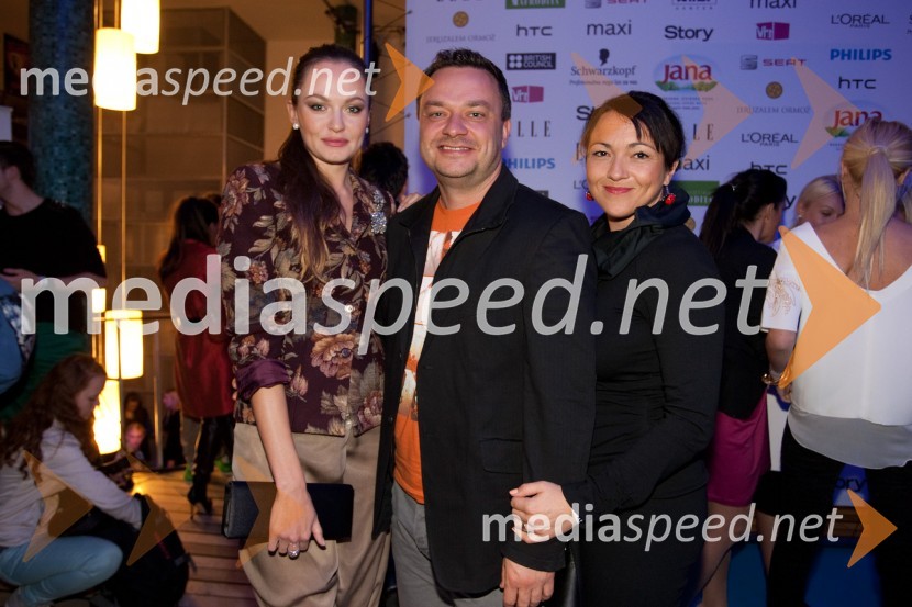 Iryna Osypenko Nemec, manekenka, Sašo Papp, moderator in Polona Požgan, moderatorkaPhilips Fashion Week, 2. dan